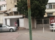 Satılır 4 otaqlı 100 m2 köhnə tikili Ayna Sultanova heykəli