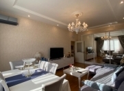 Satılır 2 otaqlı 75 m2 yeni tikili Azneft meydanı