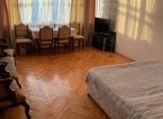 İcarəyə verilir 1 otaqlı 49 m2 köhnə tikili Abu Arena