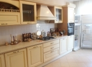 İcarəyə verilir 2 otaqlı 100 m2 yeni tikili Nizami m.