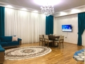 Satılır 3 otaqlı 124 m2 yeni tikili 8 mkr