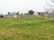 Satılır 3 otaqlı 2400 m2 bağ evi Maştağa