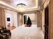 Satılır 4 otaqlı 142 m2 yeni tikili Qara Qarayev m.