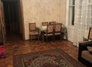 Satılır 2 otaqlı 64 m2 köhnə tikili Montin