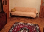 İcarəyə verilir 2 otaqlı 60 m2 köhnə tikili Yasamal r.