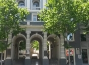 İcarəyə verilir 3 otaqlı 80 m2 köhnə tikili Türkiyə səfirliyi