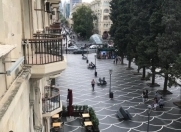 İcarəyə verilir 3 otaqlı 80 m2 köhnə tikili Türkiyə səfirliyi