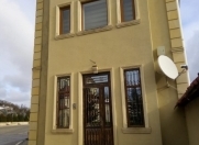 İcarəyə verilir 2 otaqlı 140 m2 həyət evi Qusar