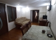 Satılır 4 otaqlı 100 m2 köhnə tikili Səbail r.