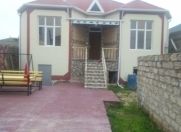 Satılır 4 otaqlı 140 m2 həyət evi Binə