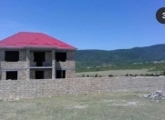 Satılır 6 otaqlı 600 m2 həyət evi Oğuz