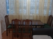 İcarəyə verilir 2 otaqlı 60 m2 köhnə tikili Moskva univermağı