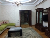 Satılır 3 otaqlı 148 m2 yeni tikili Nəriman Nərimanov m.