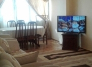 İcarəyə verilir 4 otaqlı 150 m2 yeni tikili Yasamal r.