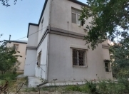 Satılır 8 otaqlı 300 m2 həyət evi Yeni Yasamal