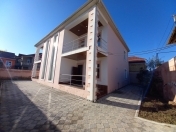 Satılır 8 otaqlı 320 m2 həyət evi Masazır