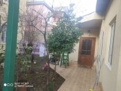 Satılır 5 otaqlı 180 m2 həyət evi Əhmədli