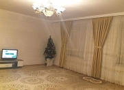 Satılır 6 otaqlı 360 m2 həyət evi Yeni Yasamal