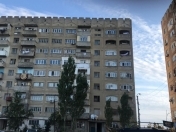 Satılır 3 otaqlı 77 m2 köhnə tikili Buzovna