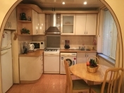 İcarəyə verilir 2 otaqlı 60 m2 köhnə tikili Sahil m.