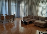 İcarəyə verilir 4 otaqlı 180 m2 yeni tikili 28 May m.