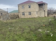 Satılır 4 otaqlı 220 m2 həyət evi Ramana