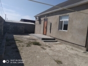 Satılır 2 otaqlı 80 m2 həyət evi Qala