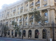 İcarəyə verilir 2 otaqlı 70 m2 köhnə tikili Sahil m.