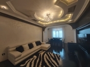 Satılır 3 otaqlı 150 m2 yeni tikili Nəriman Nərimanov m.