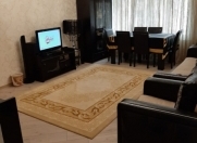 Satılır 2 otaqlı 70 m2 köhnə tikili 9 mkr