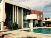 Satılır 7 otaqlı 350 m2 bağ evi Mərdəkan