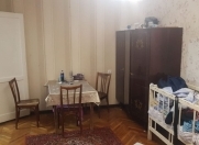 İcarəyə verilir 1 otaqlı 33 m2 köhnə tikili Gənclik m.