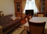 Satılır 2 otaqlı 60 m2 köhnə tikili Neapol dairəsi