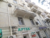 İcarəyə verilir 3 otaqlı 88 m2 ofis 28 May m.