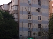 İcarəyə verilir 2 otaqlı 500 m2 köhnə tikili İnşaatçılar m.