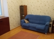 İcarəyə verilir 1 otaqlı 29 m2 köhnə tikili Memar Əcəmi m.