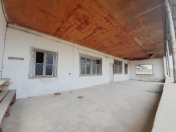 Satılır 4 otaqlı 130 m2 həyət evi Novxanı