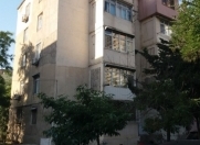 İcarəyə verilir 2 otaqlı 35 m2 köhnə tikili Space TV