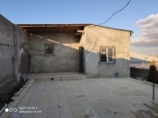Satılır 2 otaqlı 80 m2 həyət evi Sulutəpə