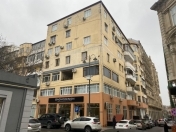 Satılır 6 otaqlı 337 m2 obyekt Nizami m.