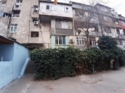 İcarəyə verilir 1 otaqlı 25 m2 köhnə tikili Gənclik m.