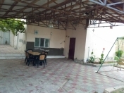 Satılır 8 otaqlı 240 m2 bağ evi Pirşağı