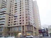 İcarəyə verilir 3 otaqlı 150 m2 yeni tikili Elmlər Akademiyası m.