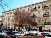 Satılır 2 otaqlı 60 m2 yeni tikili 28 May m.
