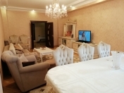 Satılır 4 otaqlı 167 m2 yeni tikili Xutor