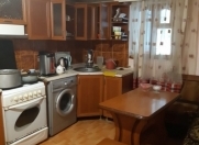 Satılır 8 otaqlı 300 m2 həyət evi Saray