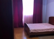 İcarəyə verilir 4 otaqlı 185 m2 yeni tikili Gənclik m.