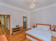 Satılır 4 otaqlı 165 m2 yeni tikili Sahil m.