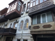 Satılır 3 otaqlı 120 m2 köhnə tikili Səbail r.