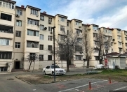 Satılır 3 otaqlı 75 m2 köhnə tikili Memar Əcəmi m.